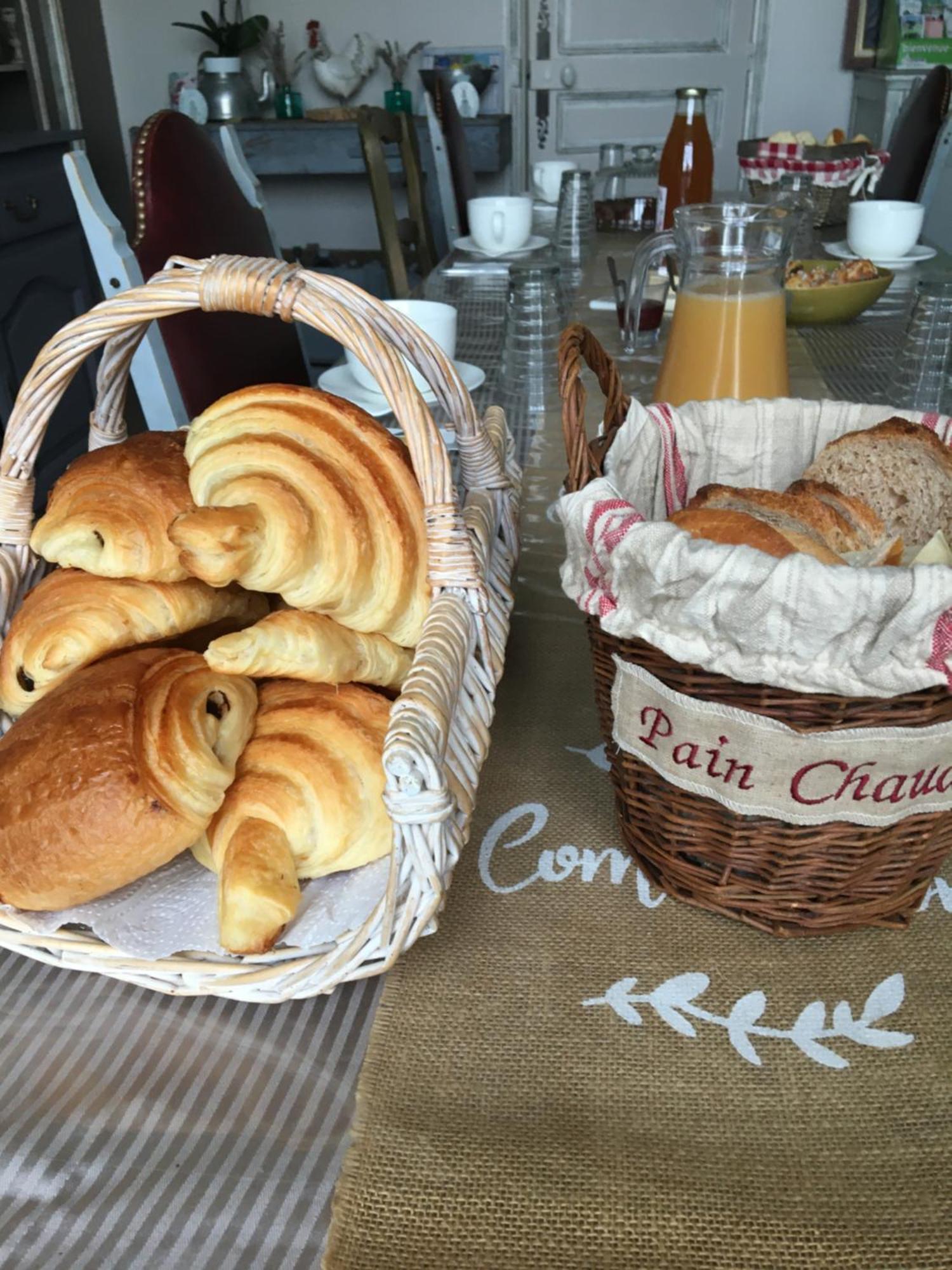 B&B Haras De La Cour Fleury Saint-Michel-de-Livet 외부 사진